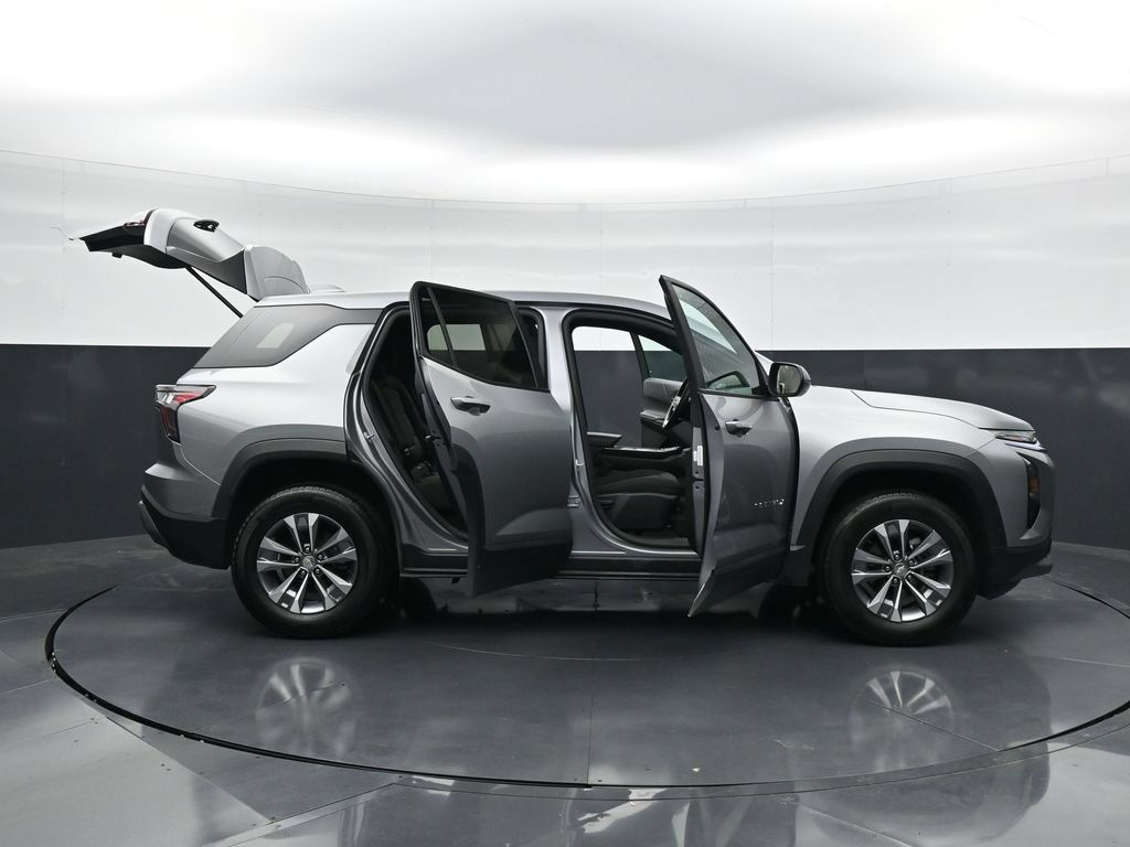 Used 2025 Chevrolet Equinox LT AWD/4WD image 56