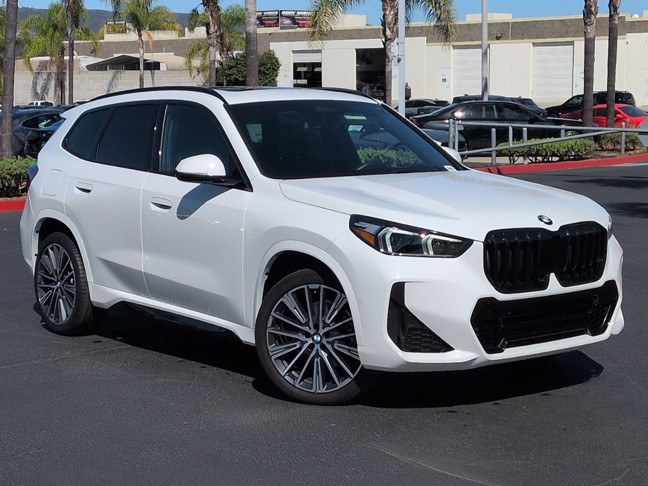 Certified 2025 BMW X1 xDrive28i w/ M Sport Package AWD/4WD image 2