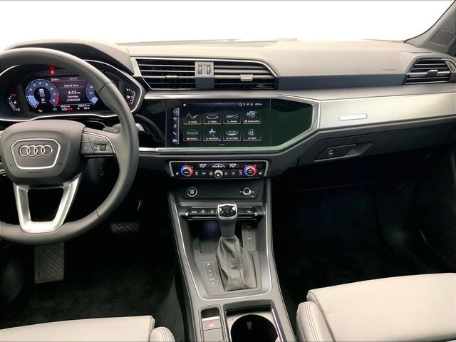 Certified 2025 Audi Q3 2.0T Premium w/ Convenience Package image 6