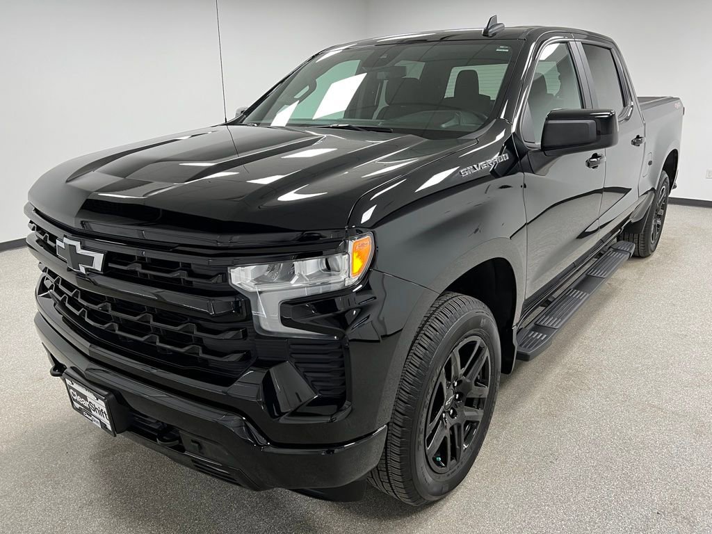 Used 2024 Chevrolet Silverado 1500 RST w/ Protection Package image 4