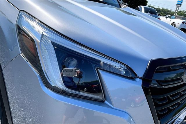 Used 2022 Subaru Forester Limited AWD/4WD image 29