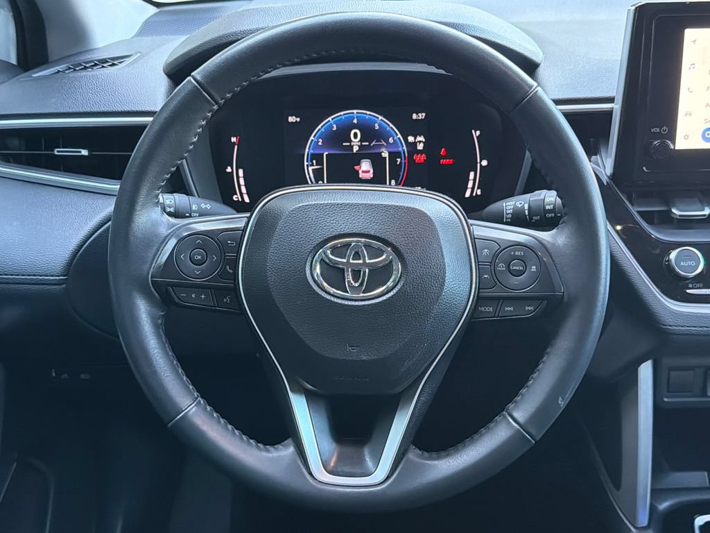 Used 2024 Toyota Corolla Cross XLE FWD image 23