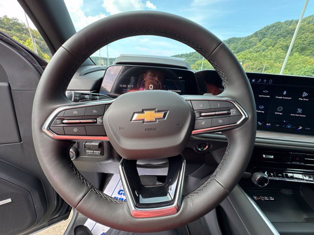 New 2026 Chevrolet Suburban Premier AWD/4WD image 14