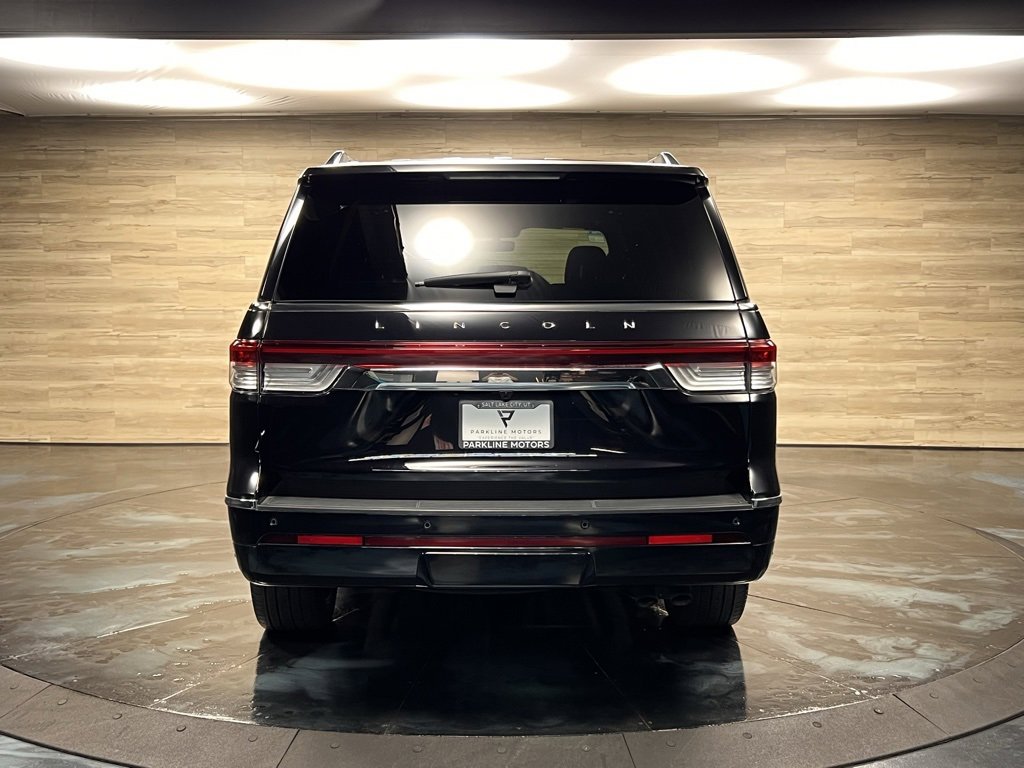 Used 2024 Lincoln Navigator Reserve image 10