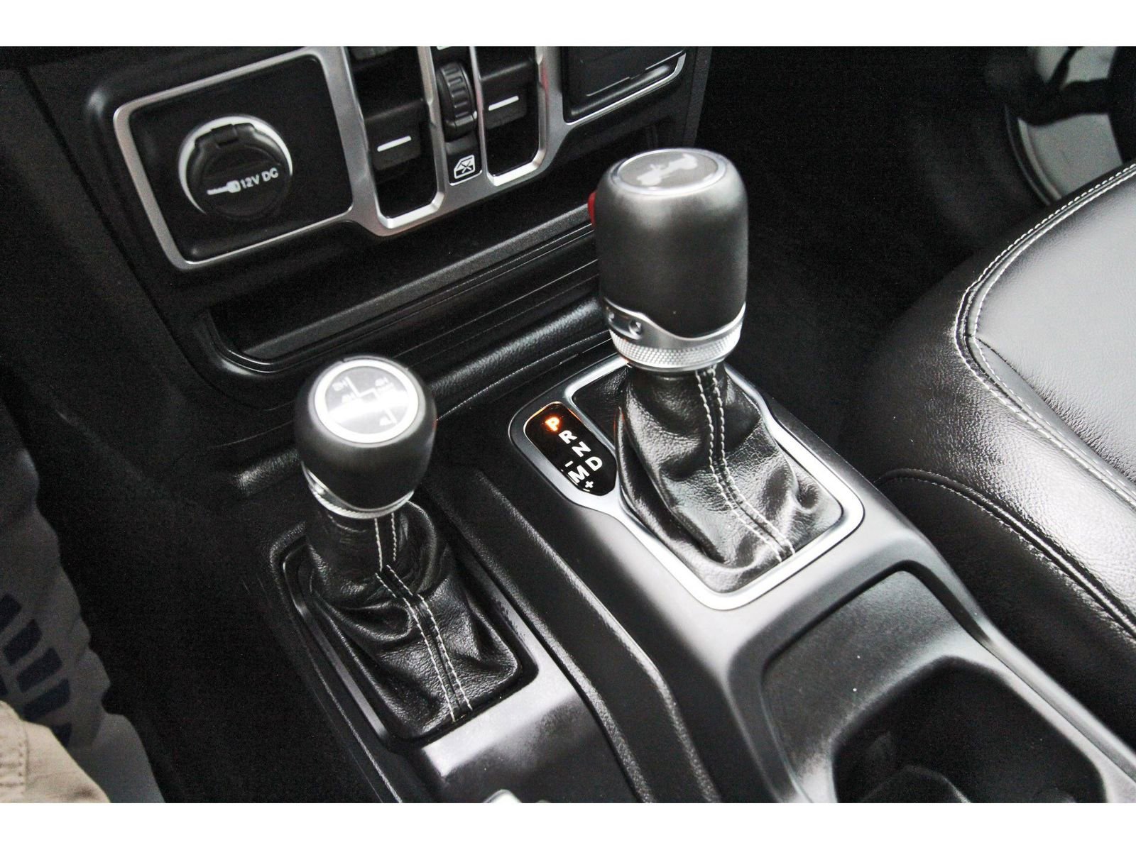 Used 2023 Jeep Wrangler Sahara 4xe image 30