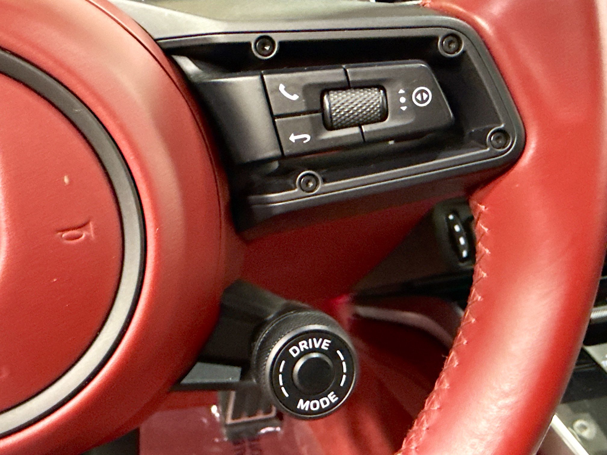 Certified 2022 Porsche 911 Turbo AWD/4WD image 35