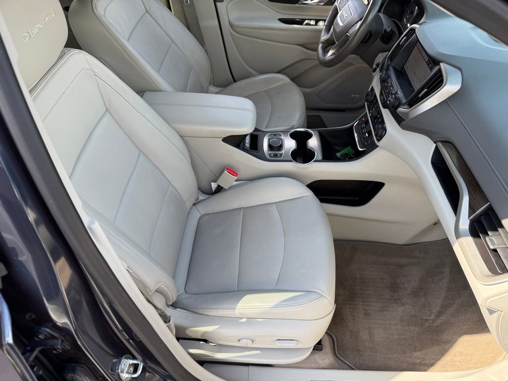 Used 2018 GMC Terrain Denali w/ Comfort Package image 41