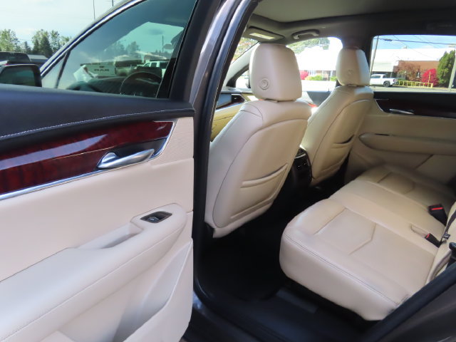 Used 2019 Cadillac XT5 Premium Luxury w/ Trailering Package AWD/4WD image 21