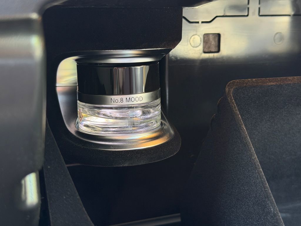 Used 2023 Mercedes-Benz Maybach GLS 600 4MATIC image 37