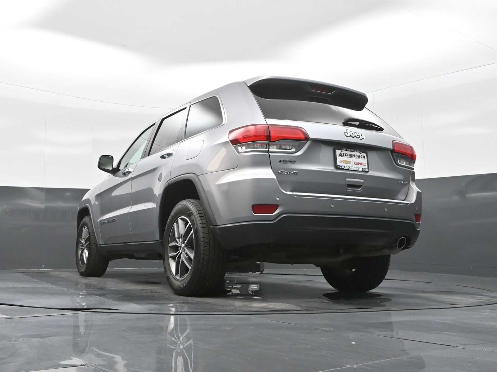 Used 2021 Jeep Grand Cherokee Limited w/ Luxury Group II AWD/4WD image 29