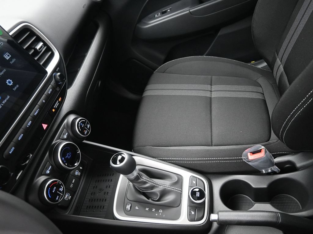 New 2026 Hyundai Venue SEL FWD image 18