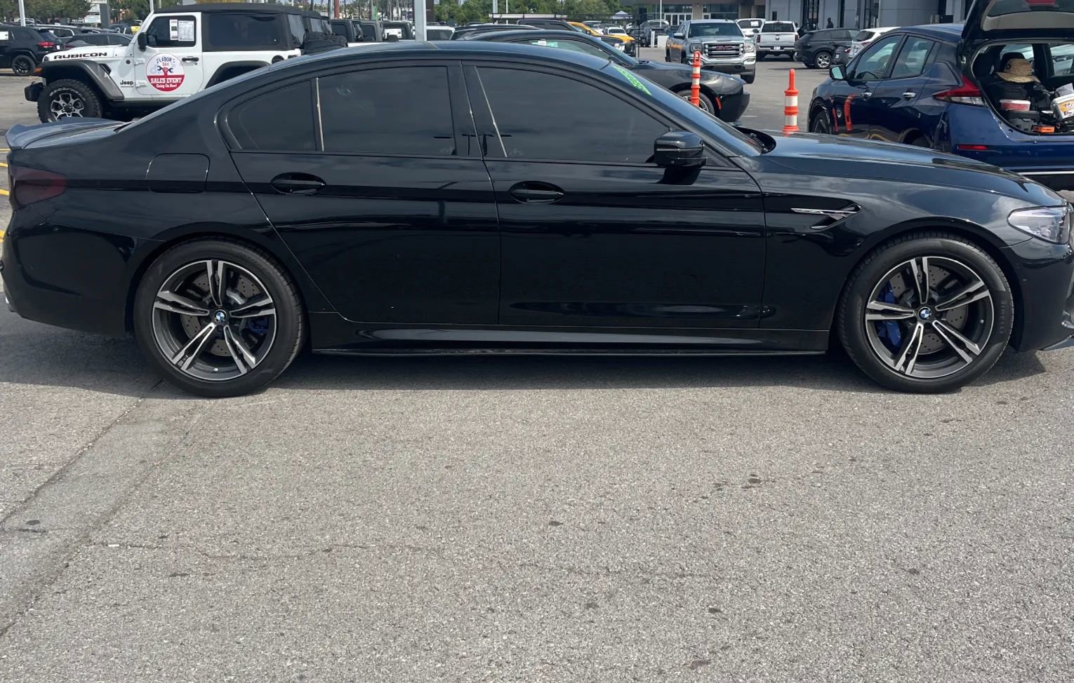Used 2020 BMW M5 w/ Executive Package image 3