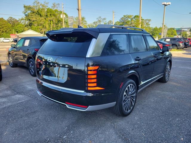 Used 2026 Hyundai Palisade Calligraphy FWD image 2