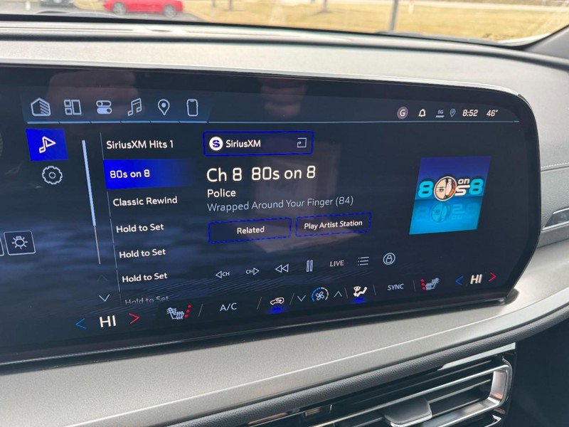 New 2026 Chevrolet Traverse LT image 15