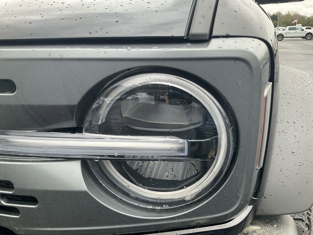 New 2026 Ford Bronco Badlands image 9