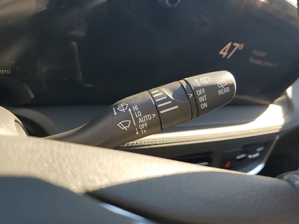 New 2026 Buick Encore GX Avenir w/ Avenir Technology Package image 36