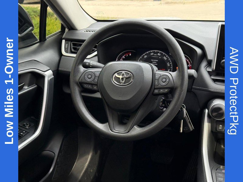 Used 2023 Toyota RAV4 LE AWD/4WD image 14