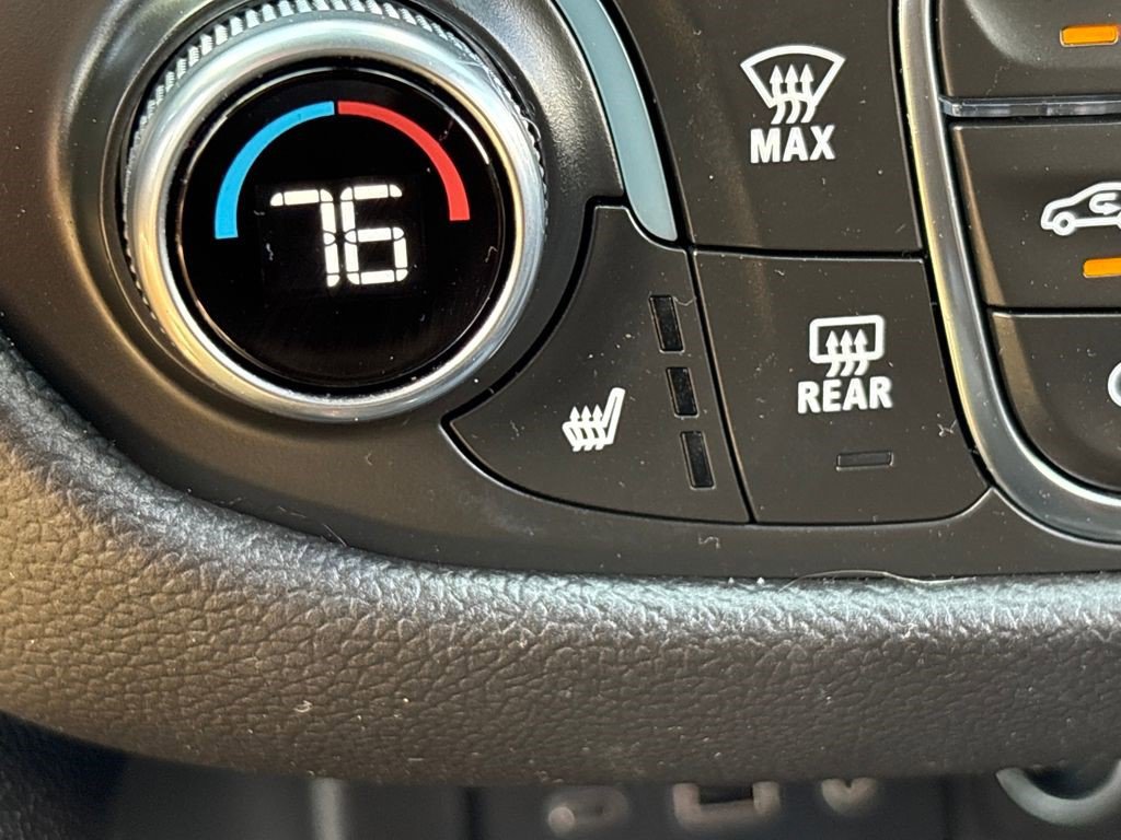 Certified 2023 Chevrolet Equinox RS image 16