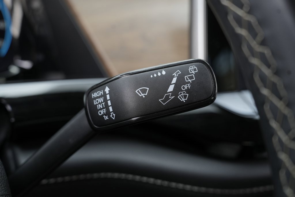 Used 2024 Volkswagen Atlas SE image 53