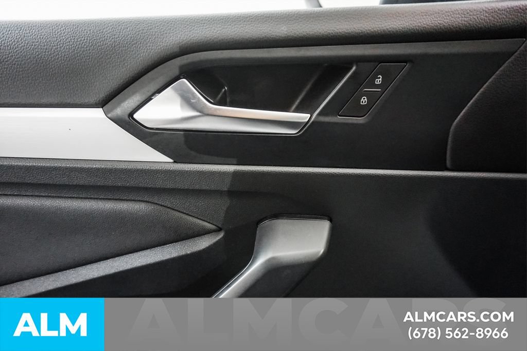 Used 2025 Volkswagen Jetta Sport FWD image 43
