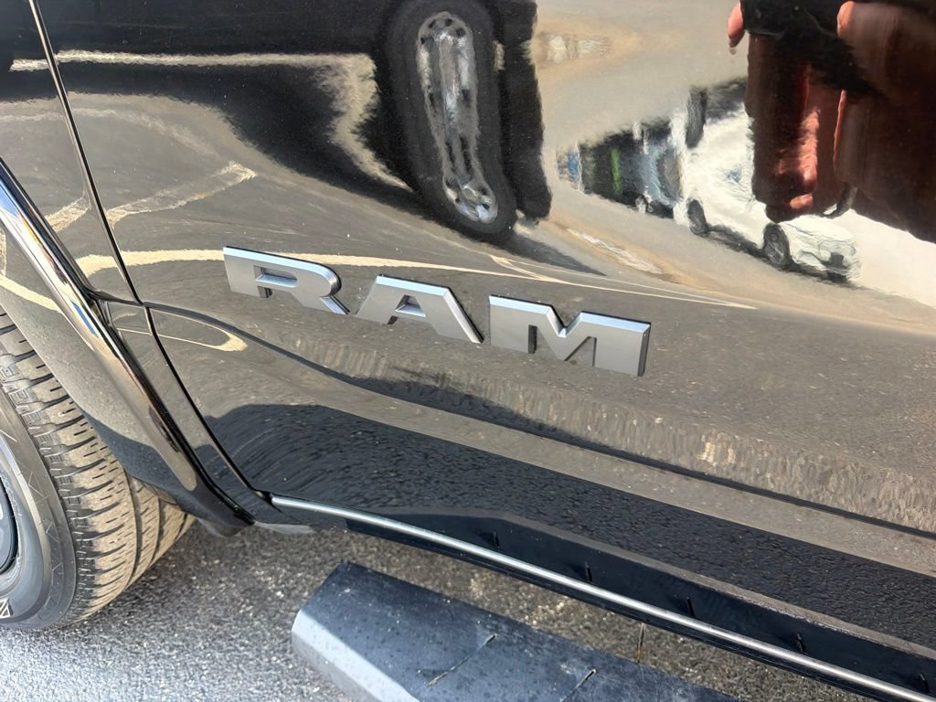Used 2025 RAM 1500 Big Horn AWD/4WD image 55