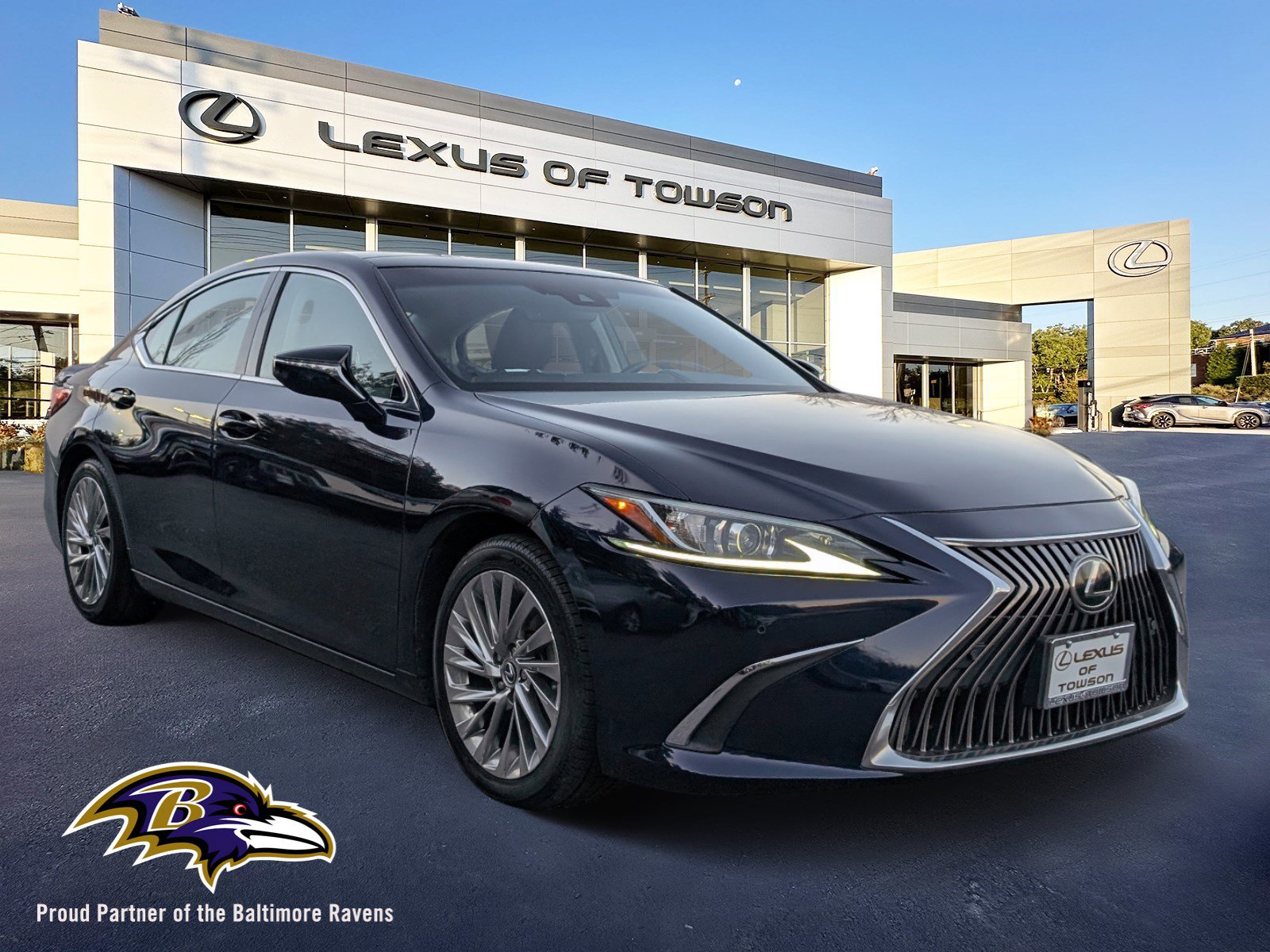 Certified 2019 Lexus ES 350 w/ Accessory Package