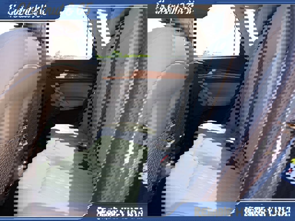 Used 2021 Audi Q5 2.0T Premium image 19