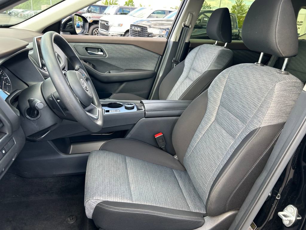 Used 2023 Nissan Rogue SV AWD/4WD image 22