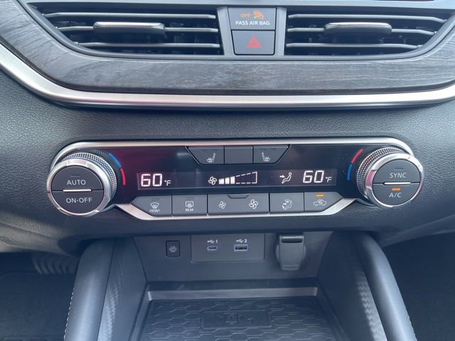 New 2025 Nissan Altima 2.5 SV w/ SV Premium Package image 22