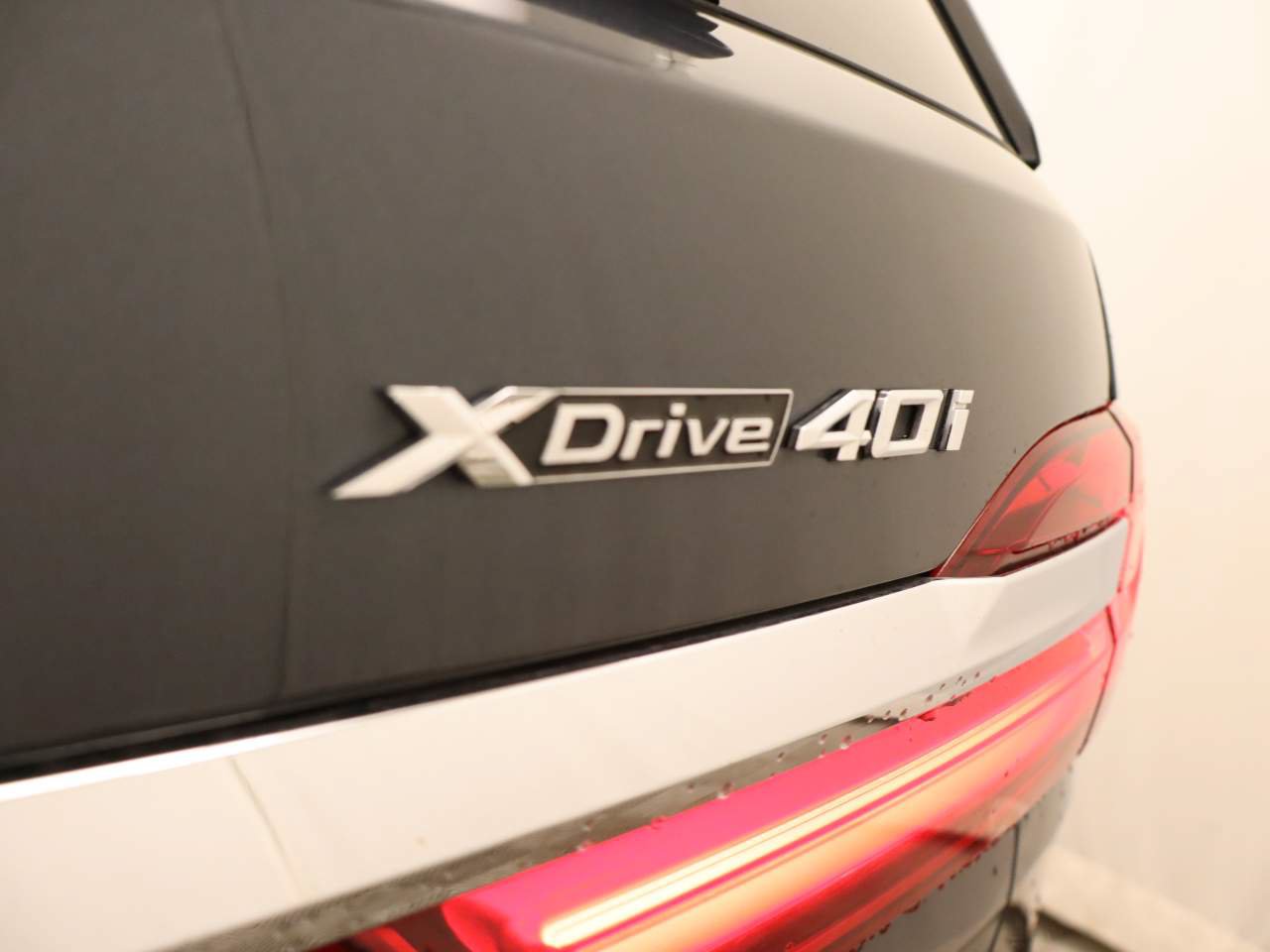 Used 2022 BMW X7 xDrive40i w/ Premium Package AWD/4WD image 21