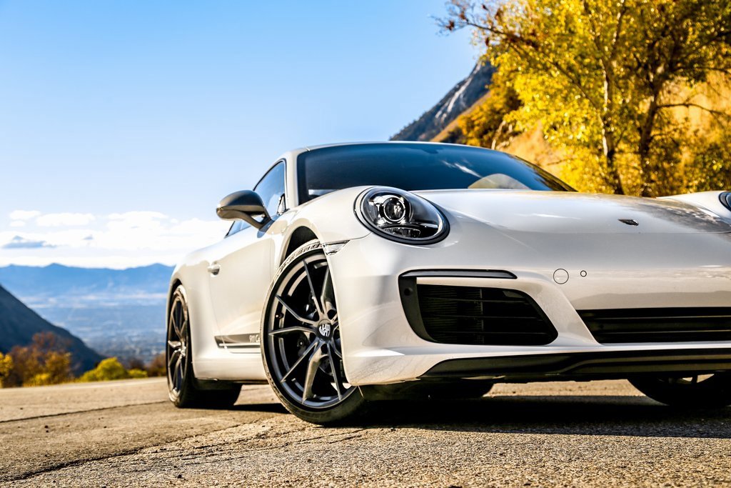 Used 2018 Porsche 911 Carrera T image 12