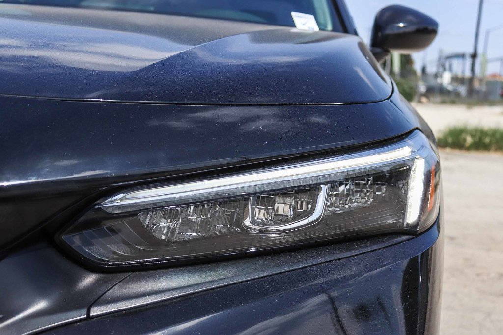 Used 2023 Honda Civic EX image 8