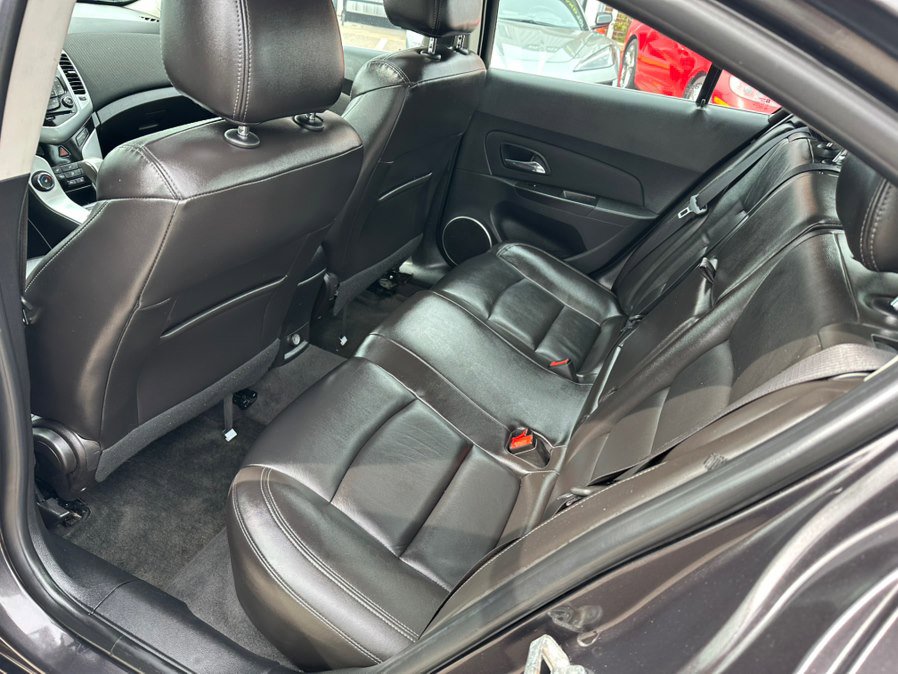 Used 2015 Chevrolet Cruze Diesel w/ Sun And Sound Package image 16