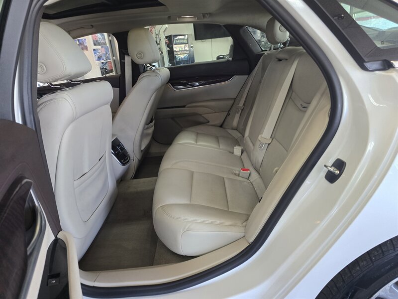 Used 2016 Cadillac XTS Premium FWD image 11