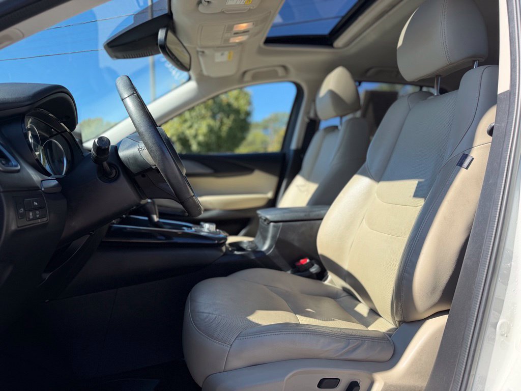 Used 2018 MAZDA CX-9 Touring w/ Touring Premium Package FWD image 14