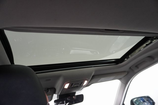 Used 2021 Toyota Highlander XLE image 36