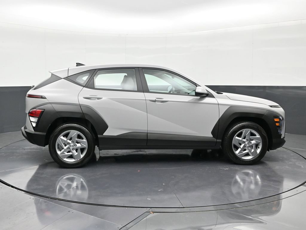 Used 2026 Hyundai Kona SE FWD image 6