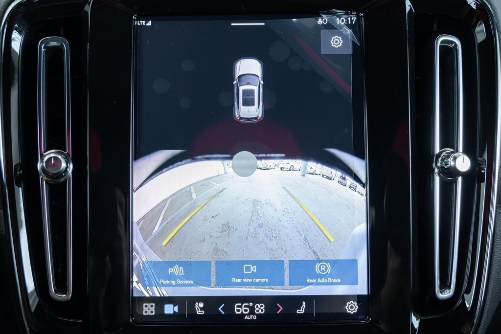 New 2025 Volvo EX40 Core w/ Climate Package image 19