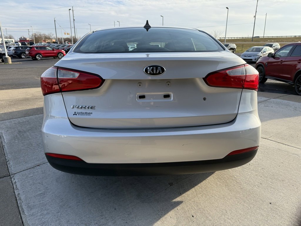 Used 2015 Kia Forte LX image 12