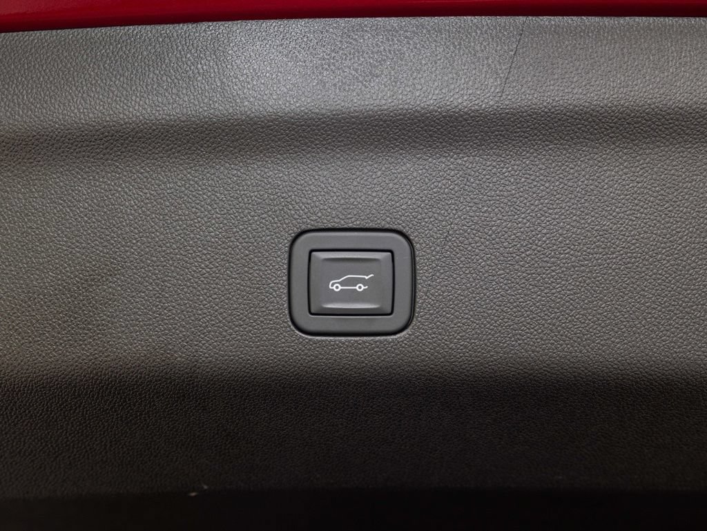 Used 2025 Cadillac Escalade V w/ LPO, Floor Liner Package AWD/4WD image 60