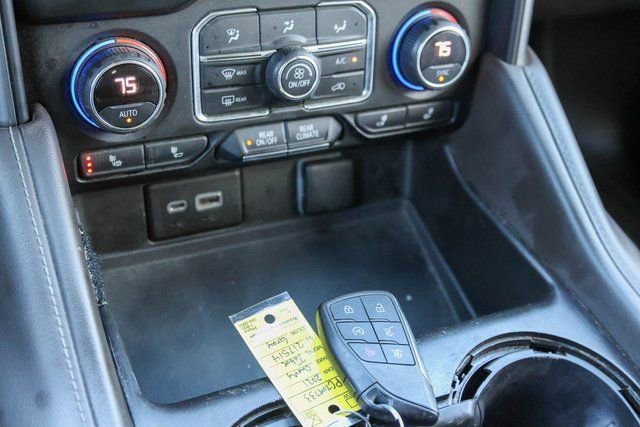 Used 2021 Chevrolet Tahoe Z71 w/ Luxury Package image 26