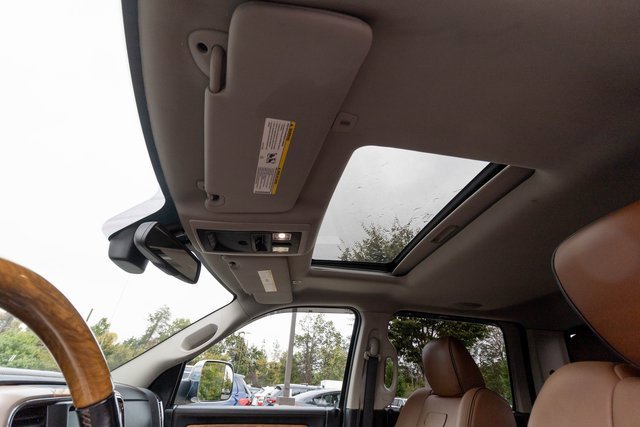 Used 2017 RAM 1500 Laramie Longhorn image 35