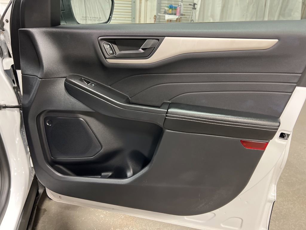 Used 2022 Ford Escape SE w/ Convenience Package image 10