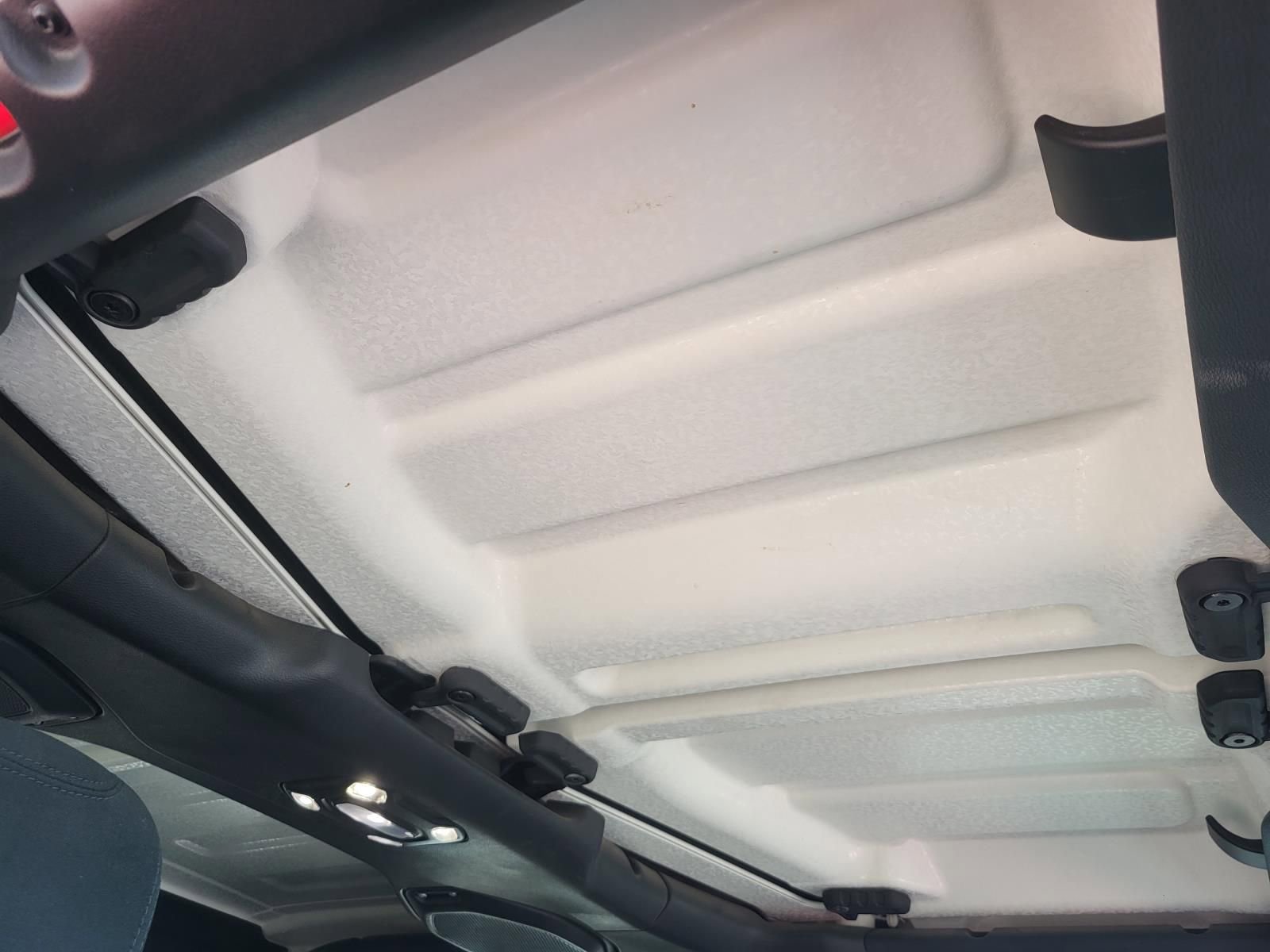 Used 2022 Jeep Gladiator Willys image 18