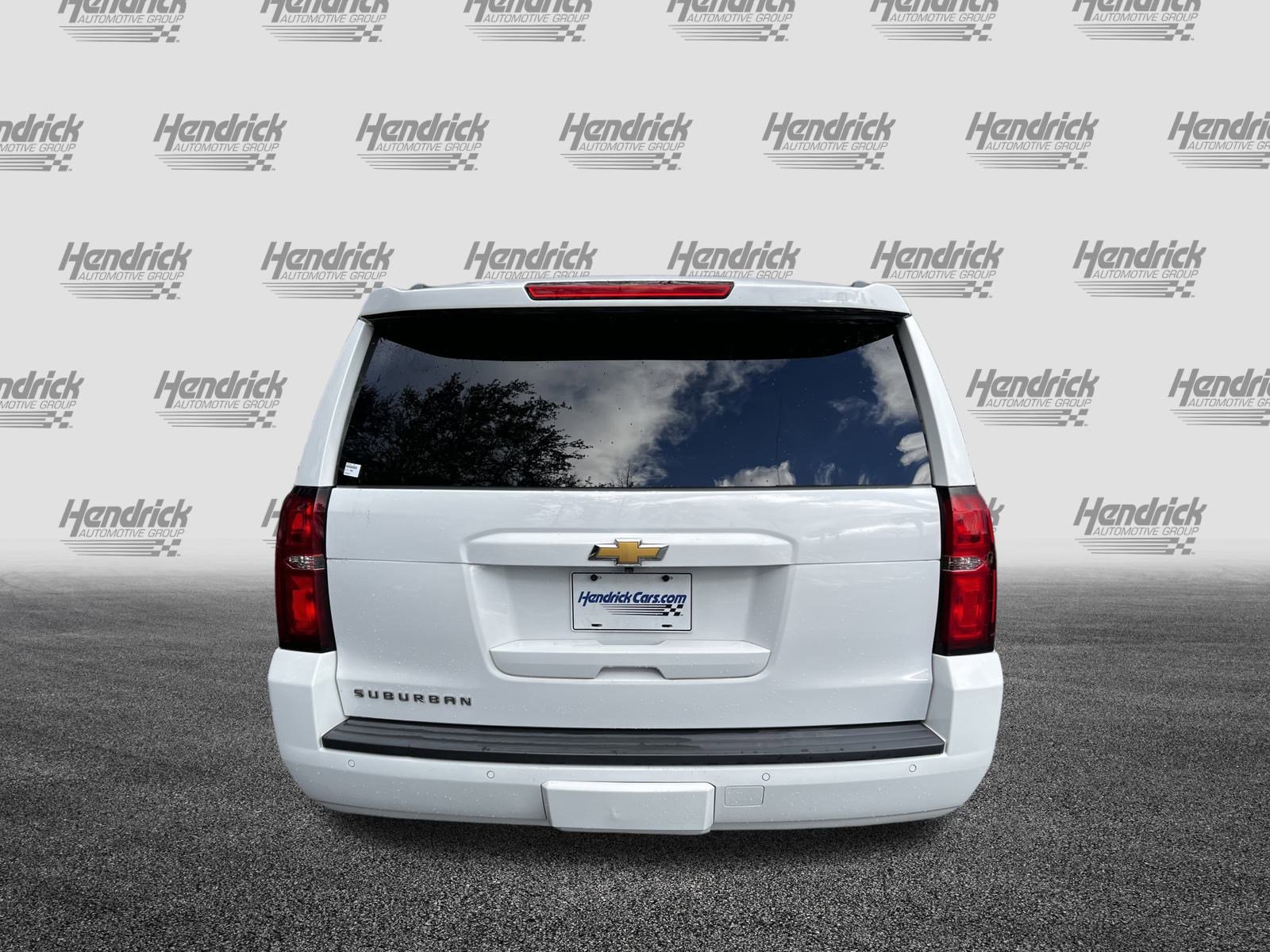 Used 2018 Chevrolet Suburban LT image 8