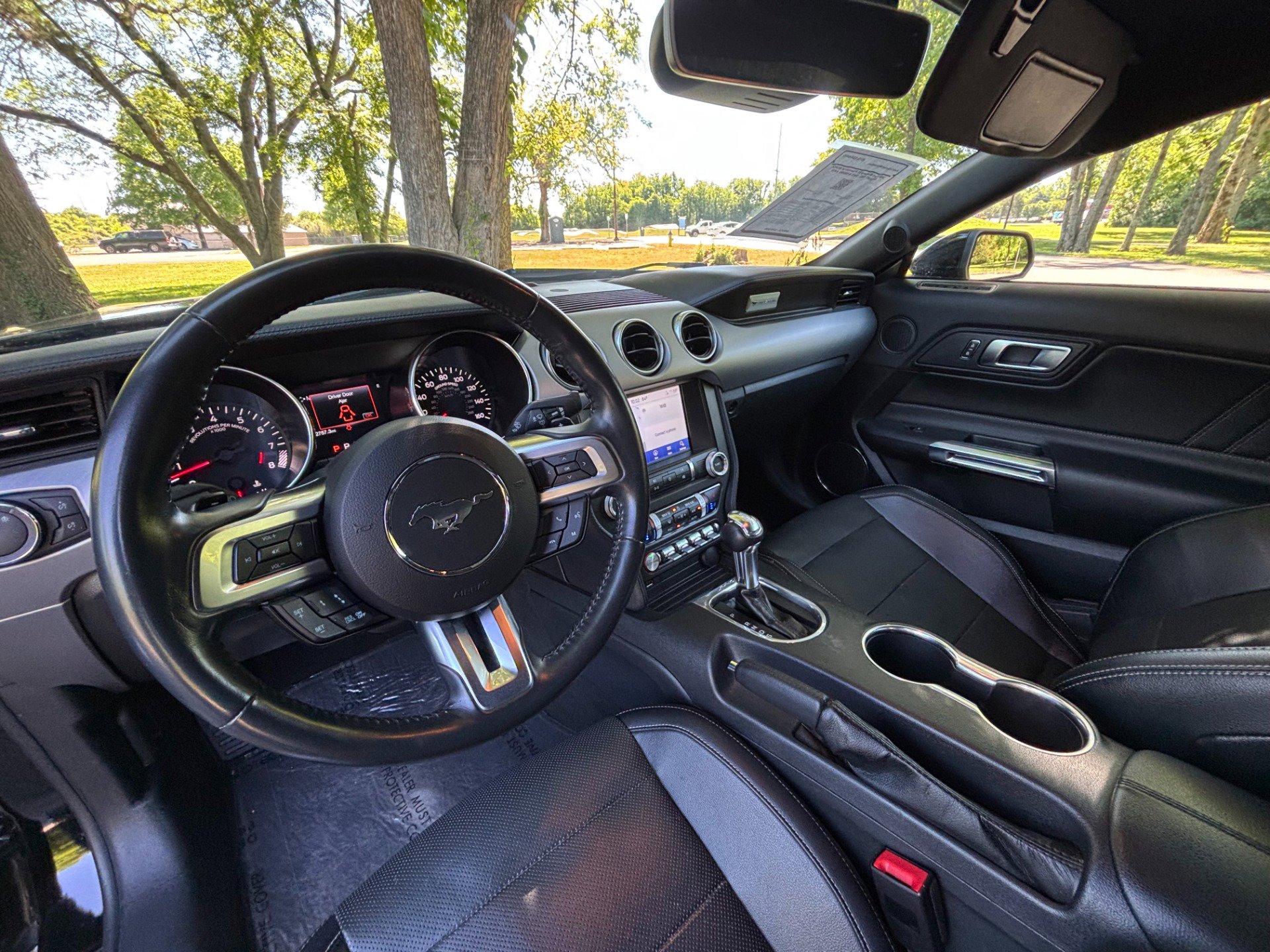 Used 2021 Ford Mustang GT Premium w/ Black Accent Package RWD image 10