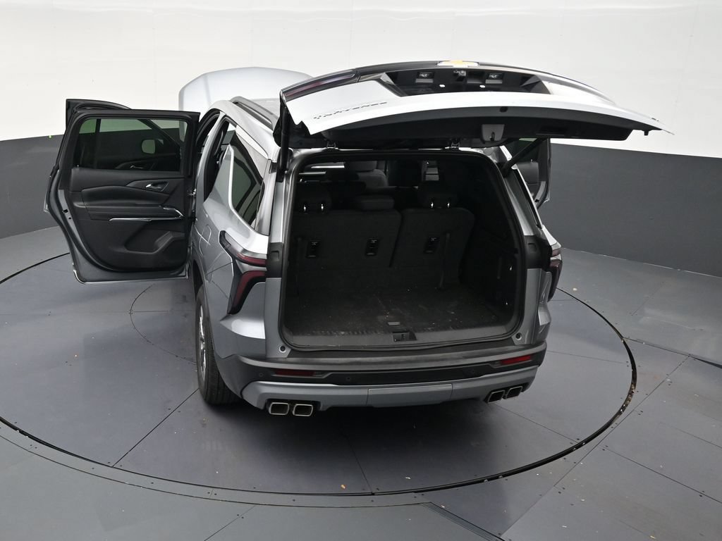Used 2024 Chevrolet Traverse LT FWD image 31