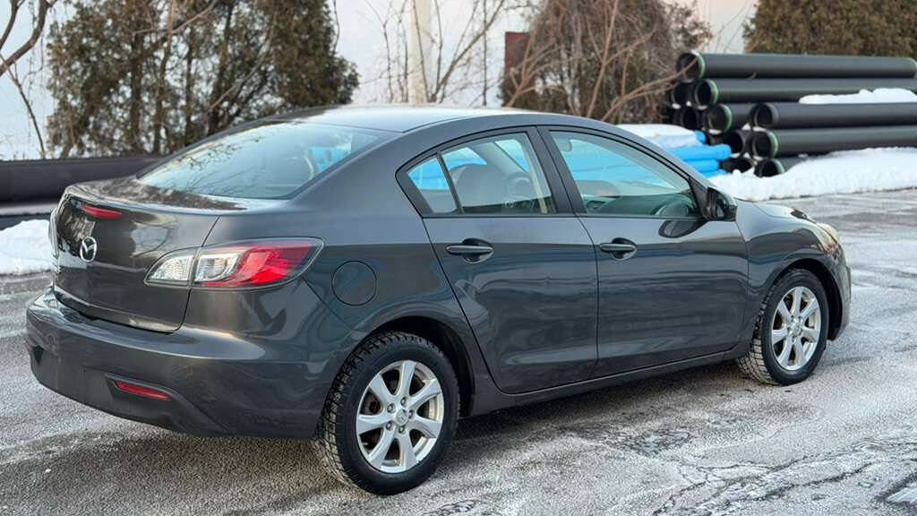 Used 2010 MAZDA MAZDA3 i Touring image 7