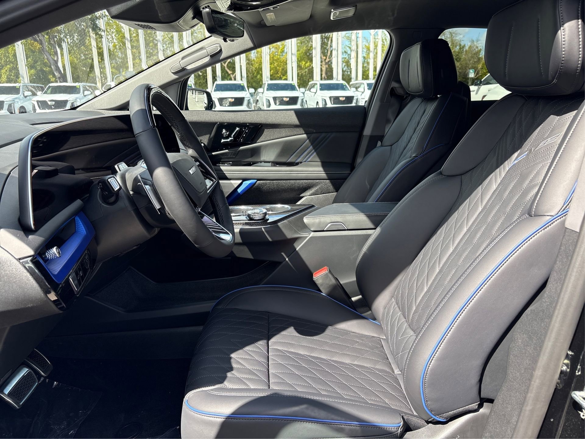 New 2026 Cadillac Optiq V image 9