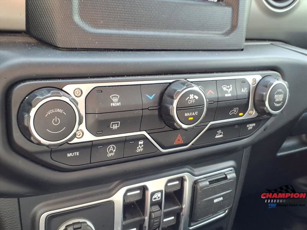 Used 2023 Jeep Wrangler Sport S image 34